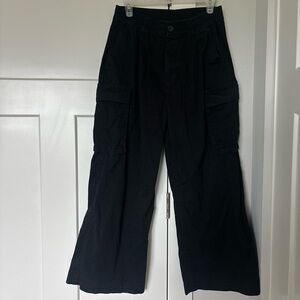 Old Navy Black Wide Leg Cargo Pants
